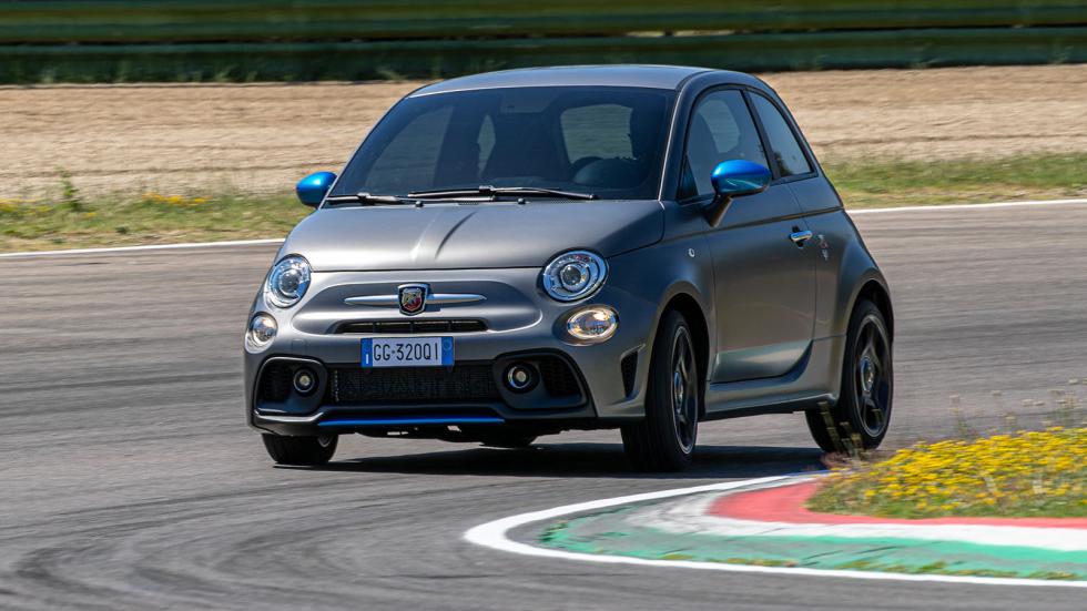 Νέο Abarth F595: Aπό τις πίστες στους δρόμους